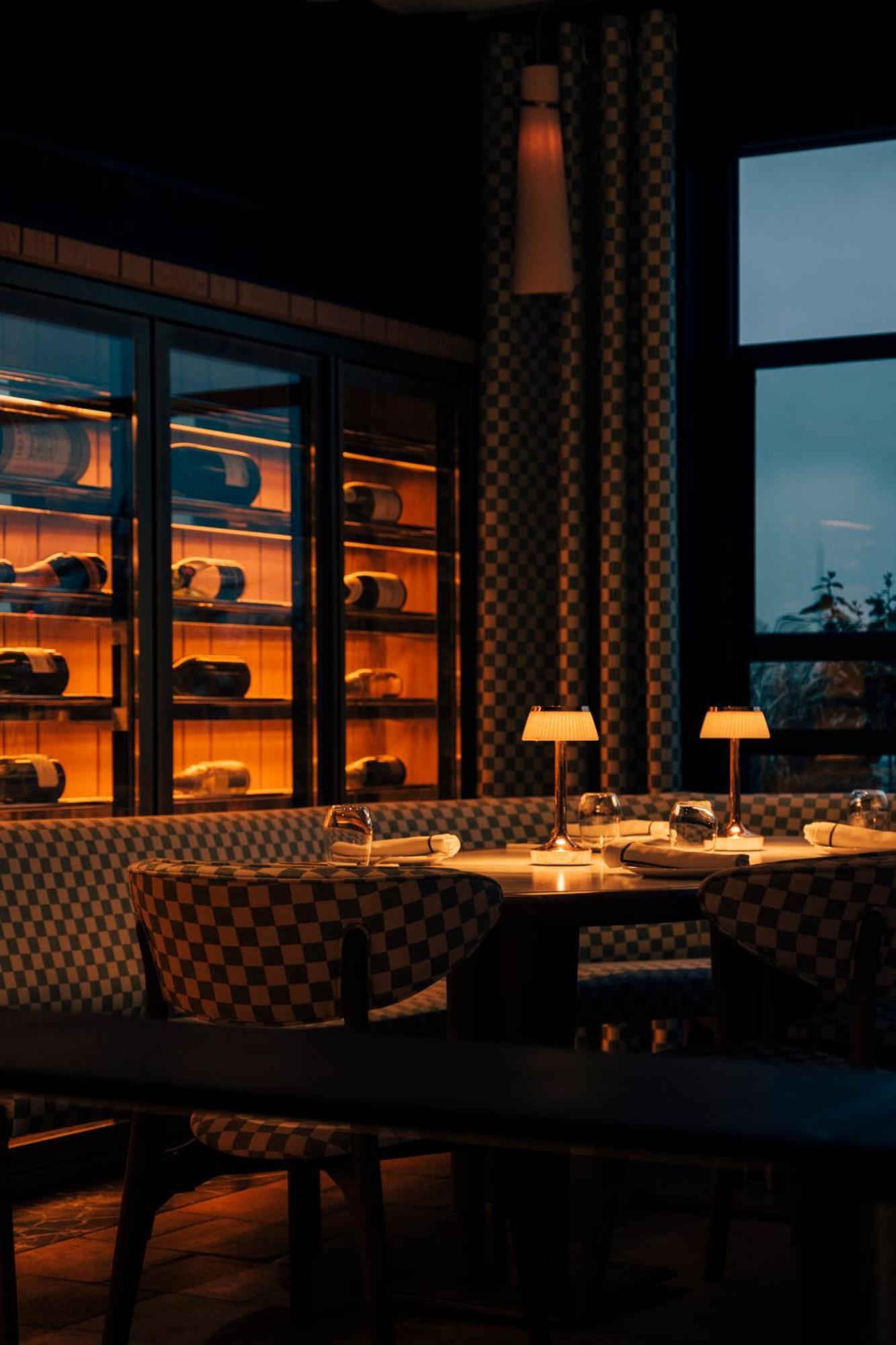 The Stay Boulevard Nisantasi Istambul Exterior foto The interior of the restaurant