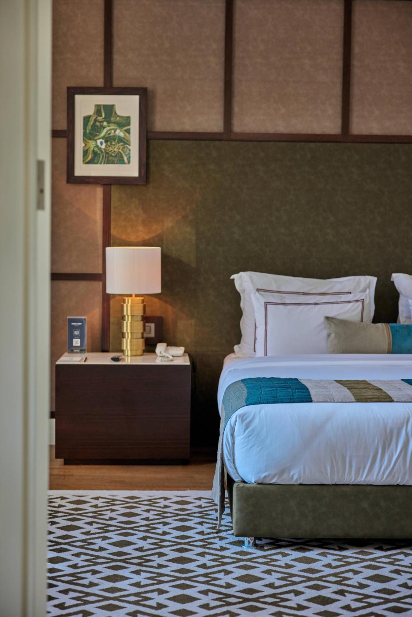 The Stay Boulevard Nisantasi Istambul Exterior foto A room at the hotel