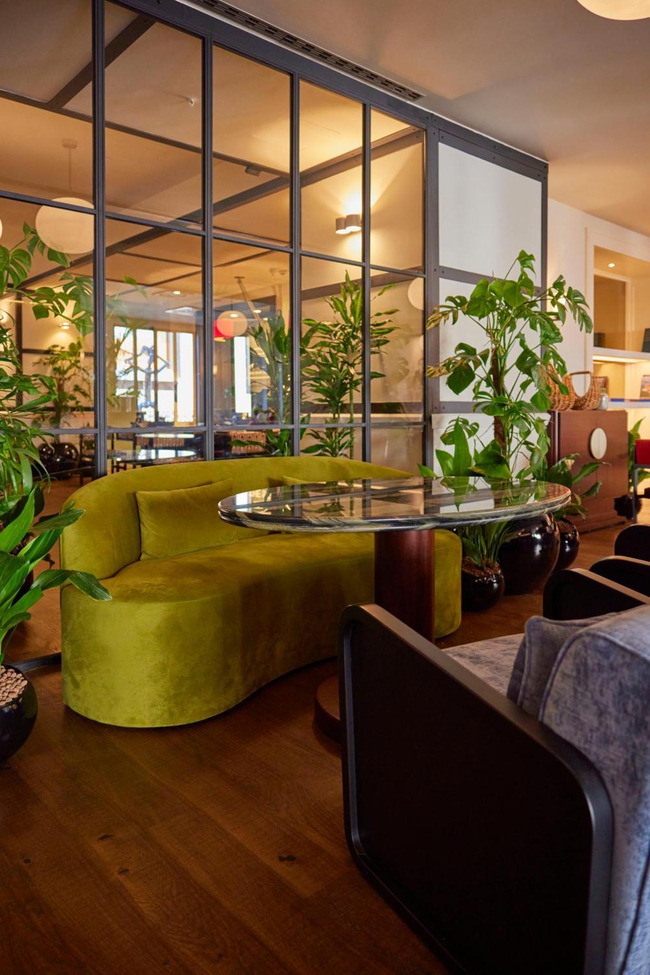 The Stay Boulevard Nisantasi Istambul Exterior foto The interior of the restaurant